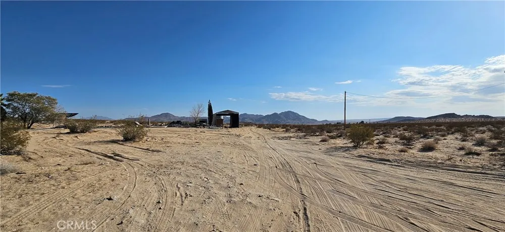 42920 Carmer Lucerne Valley, CA 92356