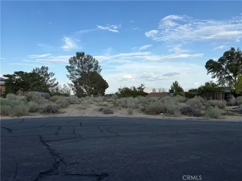 Crest Drive