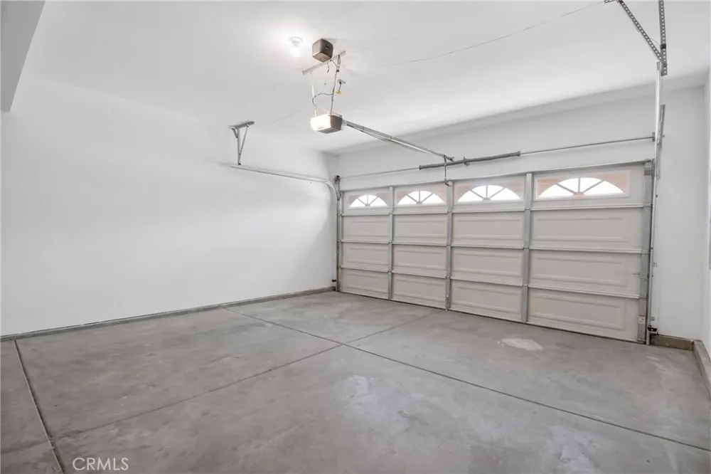 13878 Chestnut Victorville, CA 92392