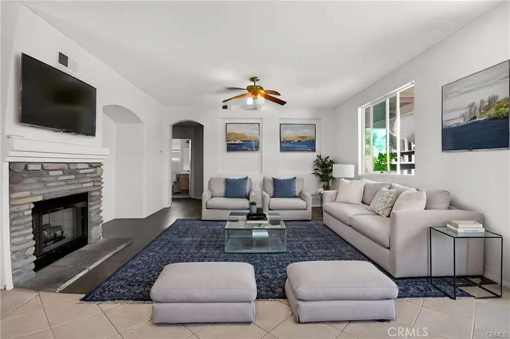 13878 Chestnut Victorville, CA 92392