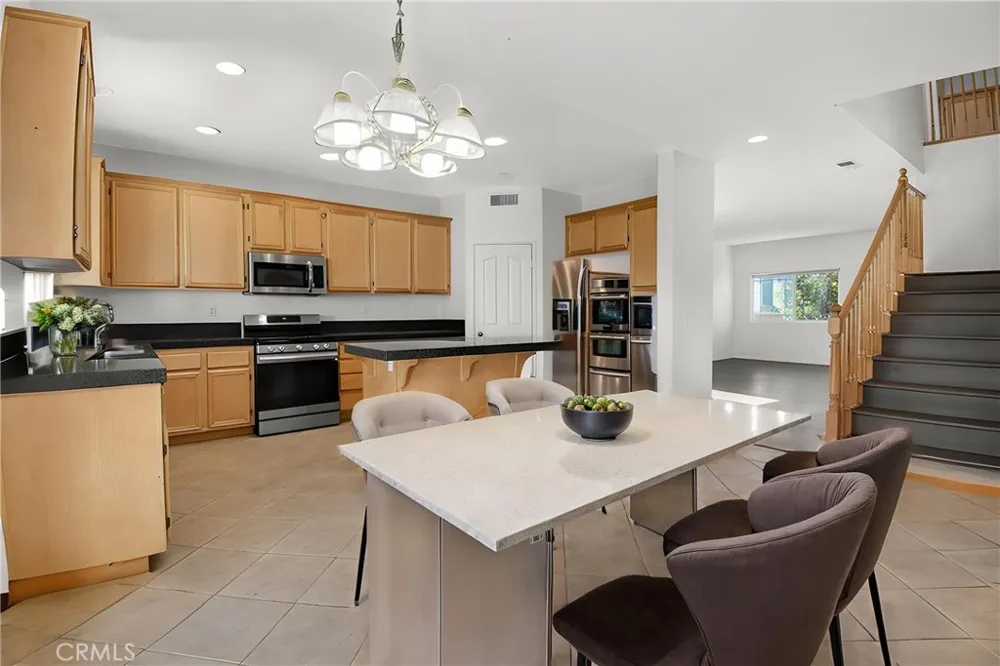 13878 Chestnut Victorville, CA 92392