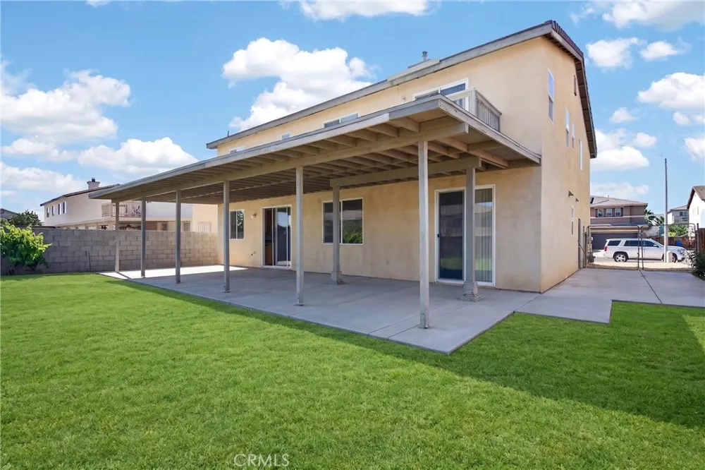 13878 Chestnut Victorville, CA 92392