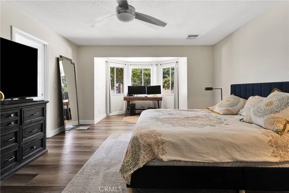 10325 Sheep Creek Rd Phelan, CA 92371