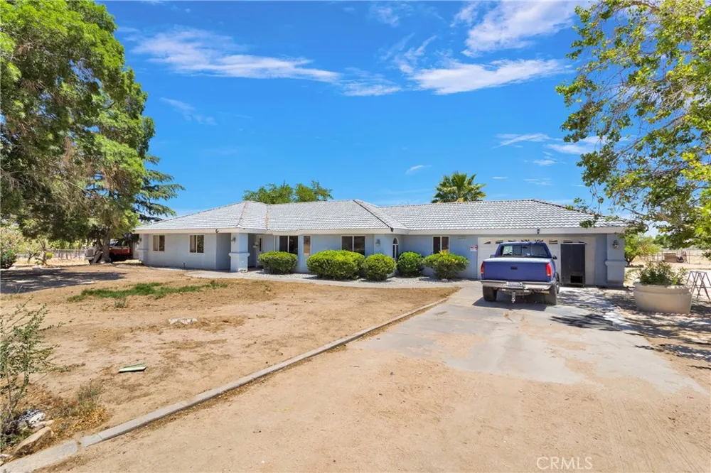 10325 Sheep Creek Rd Phelan, CA 92371