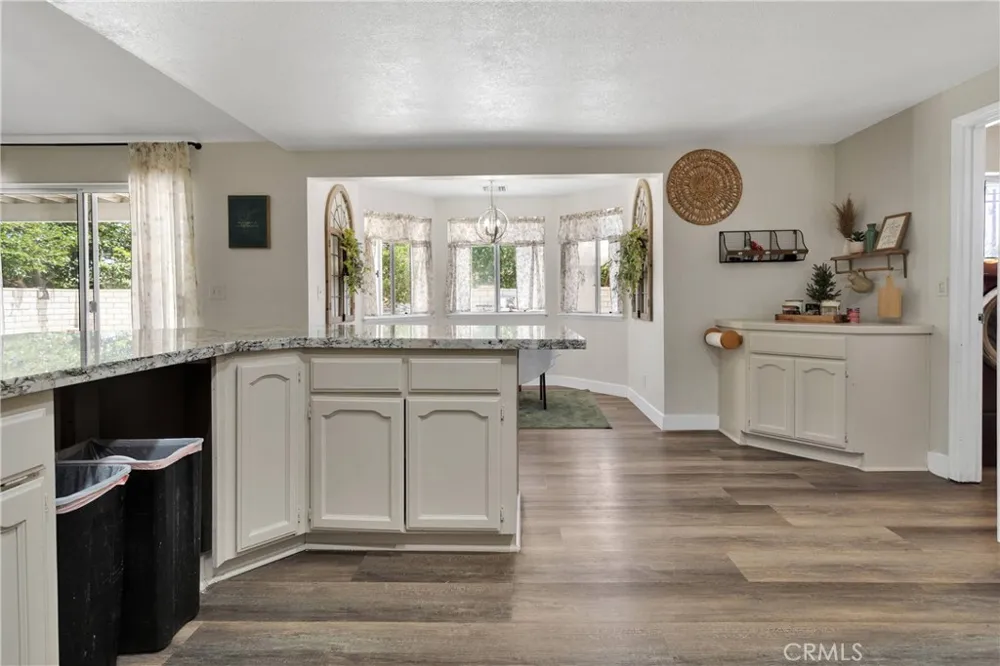 10325 Sheep Creek Rd Phelan, CA 92371
