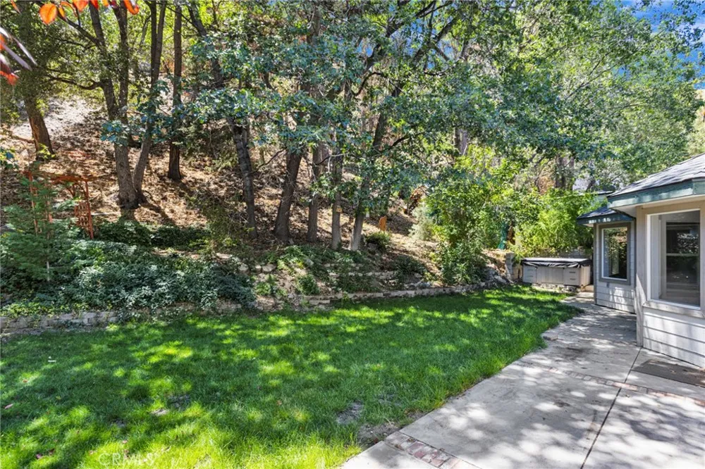 26644 Timberline Wrightwood, CA 92397