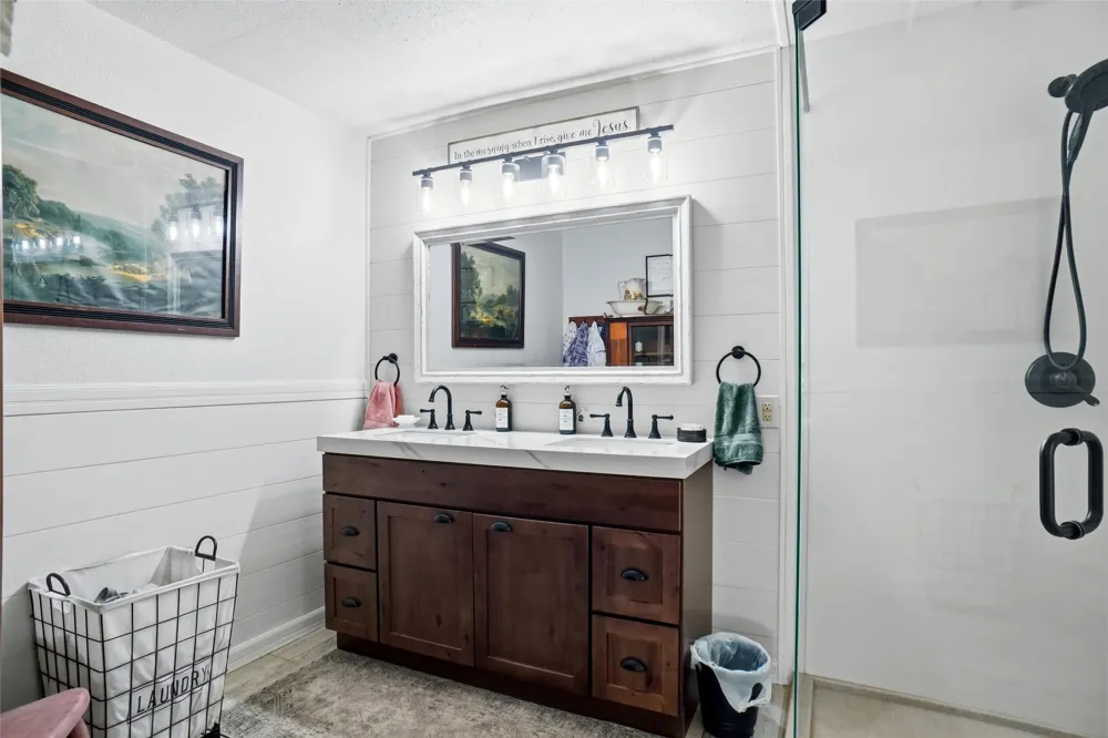 902 Meadowcreek Street Krum, TX 76249
