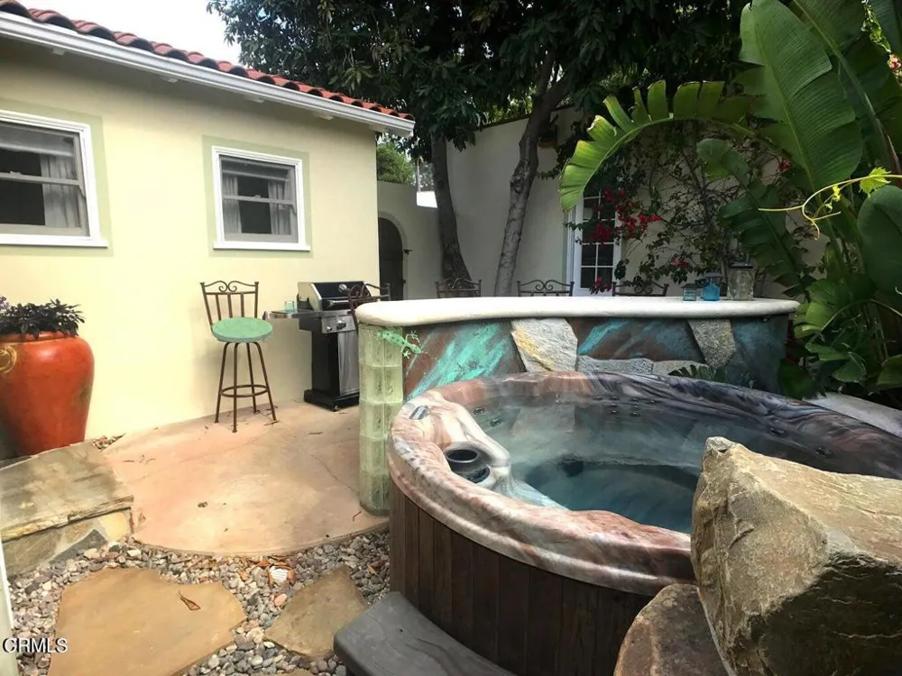1497 E Main Street Ventura, CA 93001