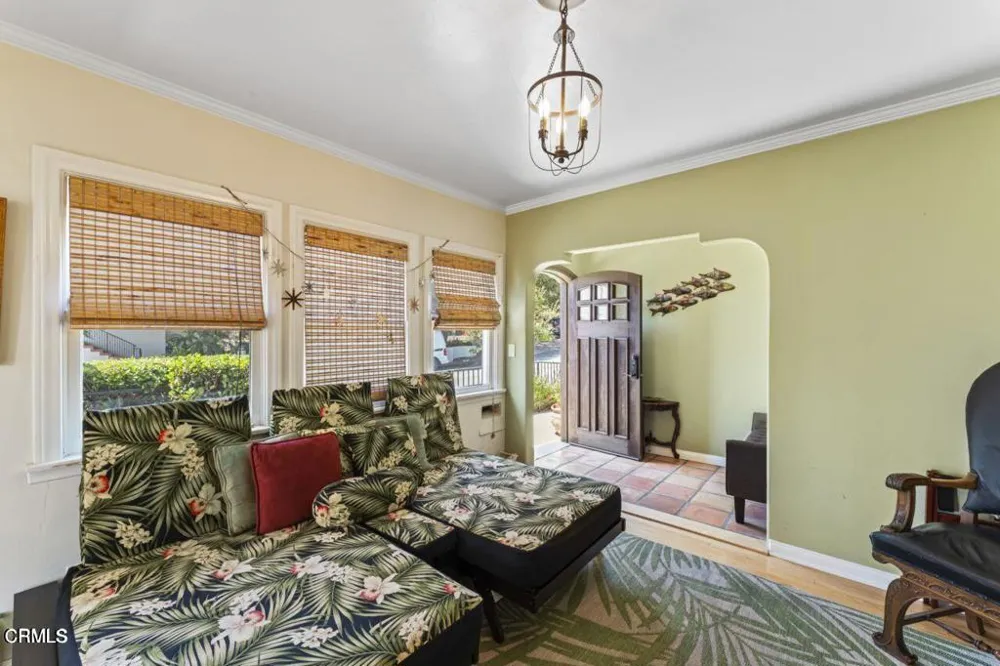 1497 E Main Street Ventura, CA 93001