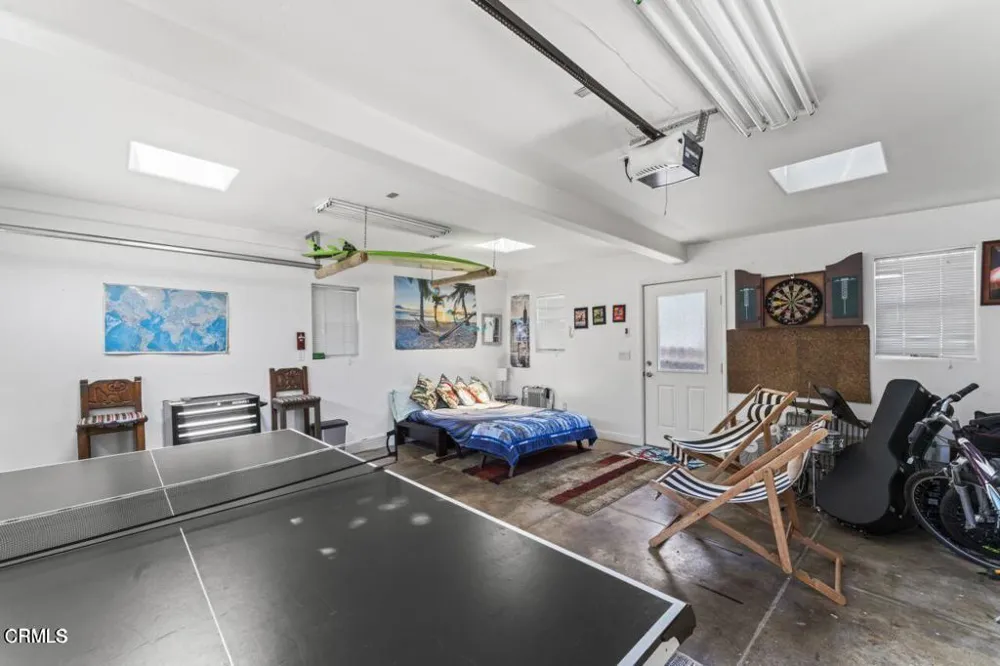 1497 E Main Street Ventura, CA 93001
