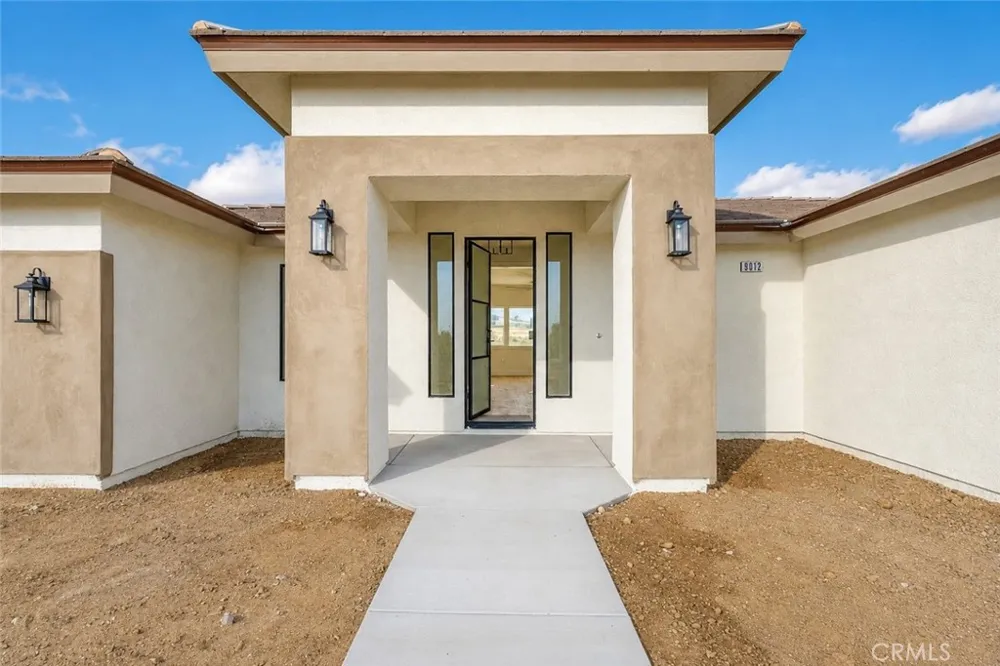 9012 Monte Vista Phelan, CA 92371