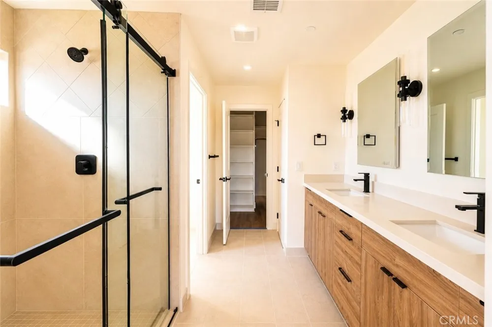 9012 Monte Vista Phelan, CA 92371