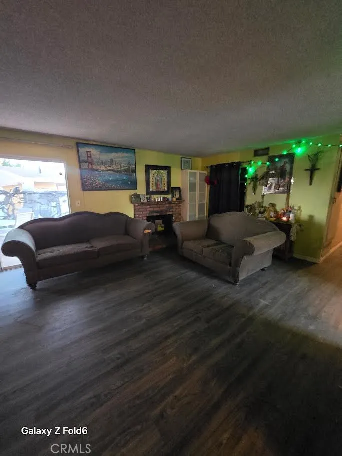 461 W Scott Street Rialto, CA 92376