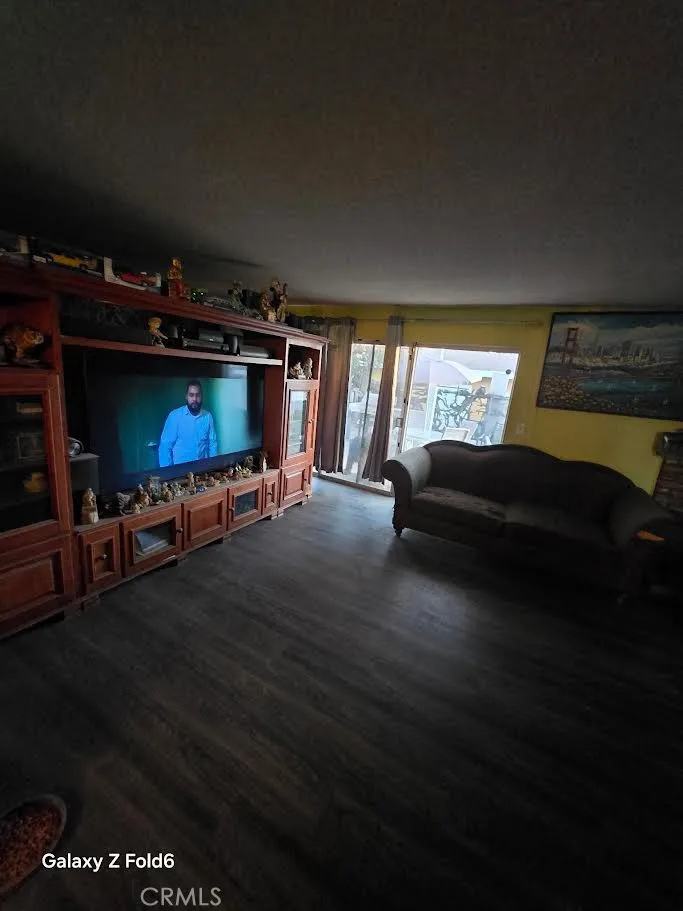 461 W Scott Street Rialto, CA 92376