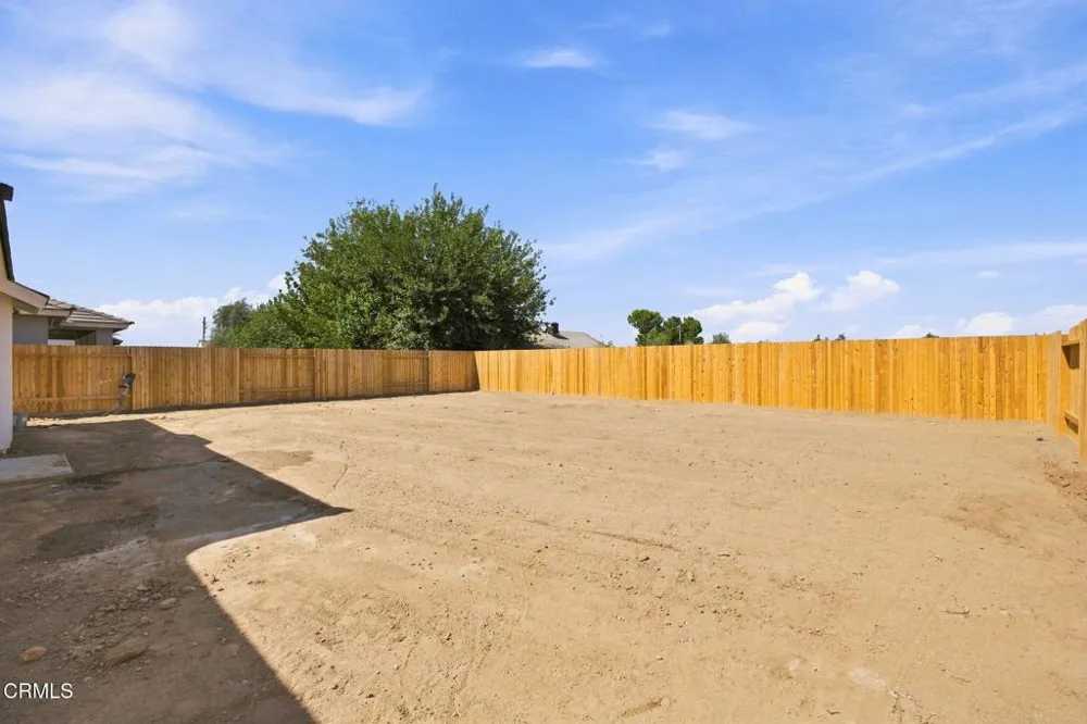 609 Lawford Street Shafter, CA 93263