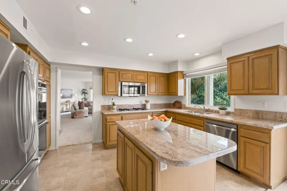 4229 Harbour Island Lane Oxnard, CA 93035