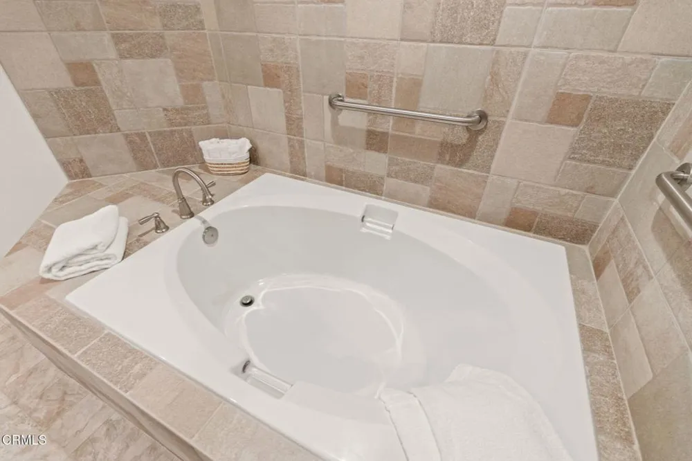 4229 Harbour Island Lane Oxnard, CA 93035
