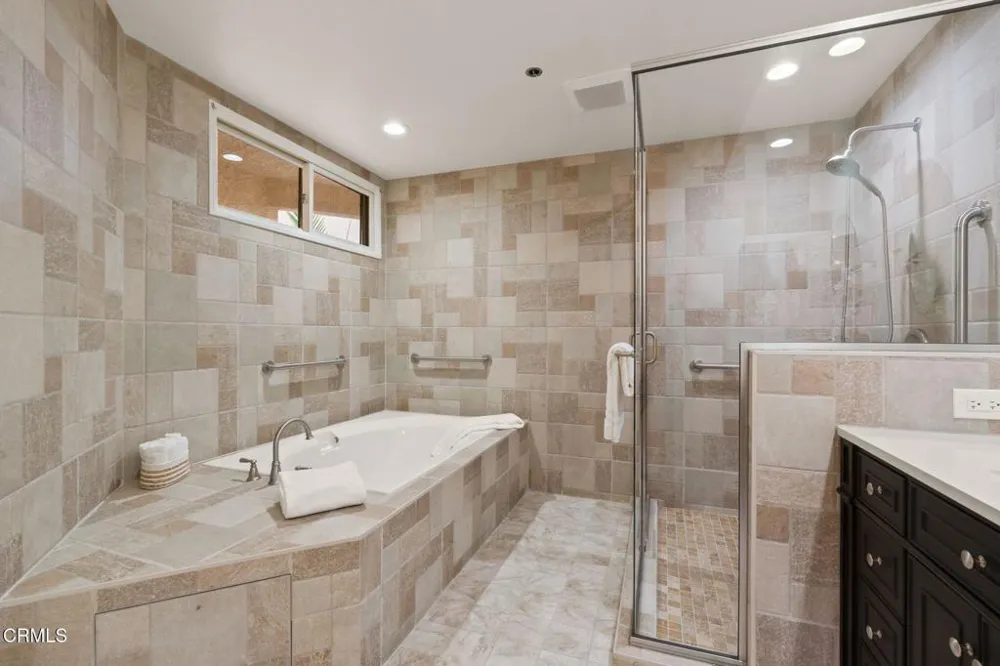 4229 Harbour Island Lane Oxnard, CA 93035