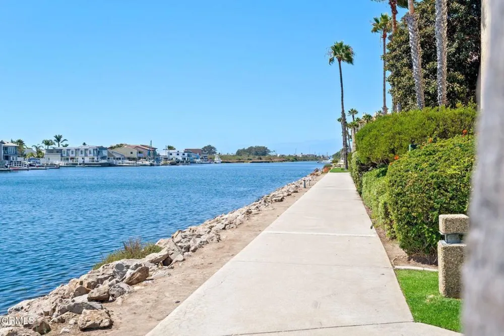 4229 Harbour Island Lane Oxnard, CA 93035