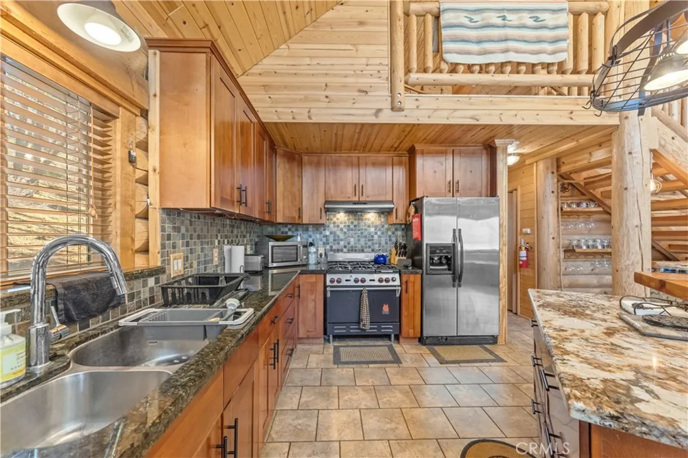 384 Saw Mill Canyon Big Bear City, CA 92314