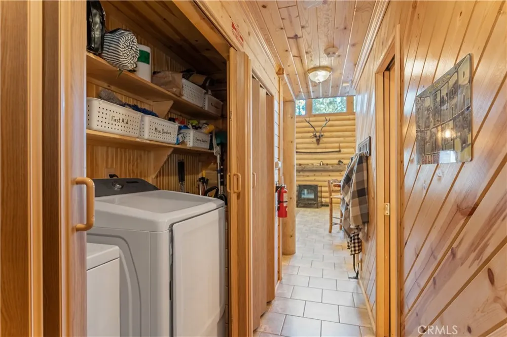 384 Saw Mill Canyon Big Bear City, CA 92314
