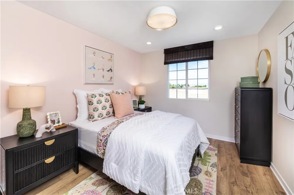 9568 Glenmore Forest Drive Riverside, CA 92508