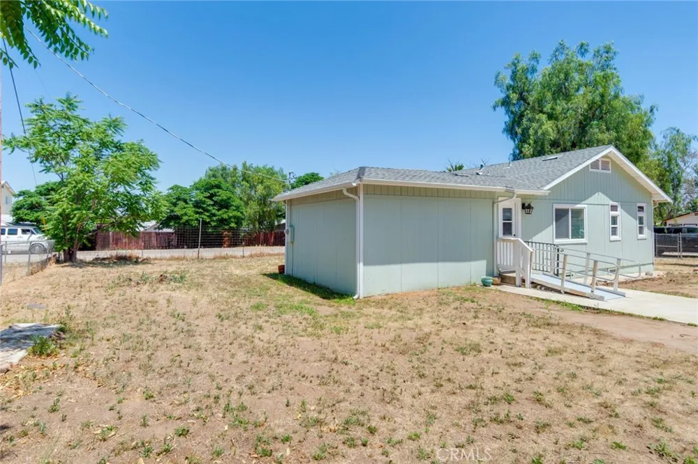 33161 Pederson Lake Elsinore, CA 92530