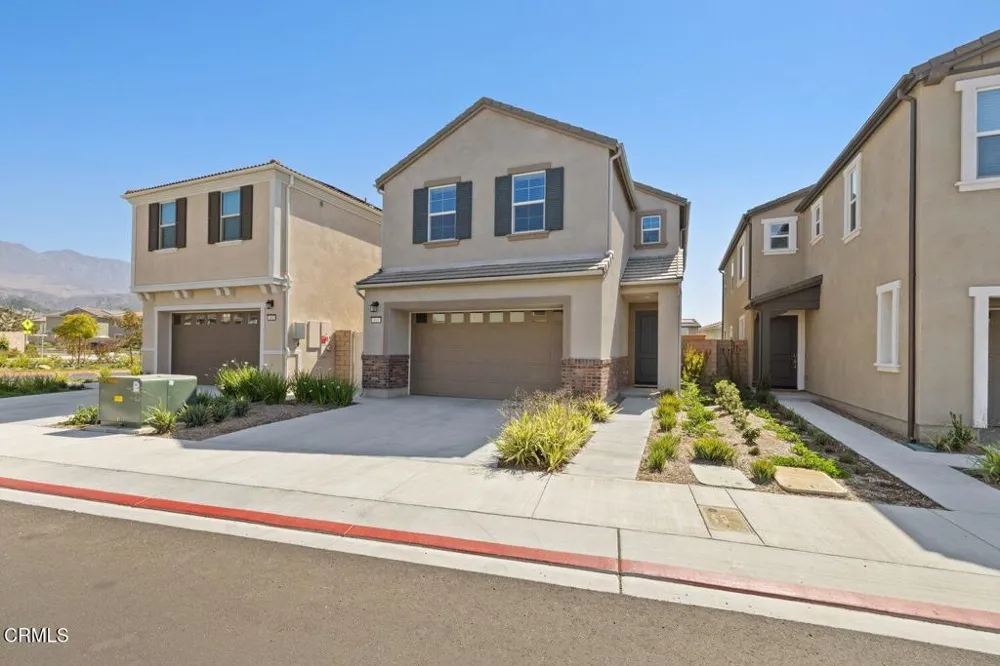 409 Snowdrop Lane Santa Paula, CA 93060