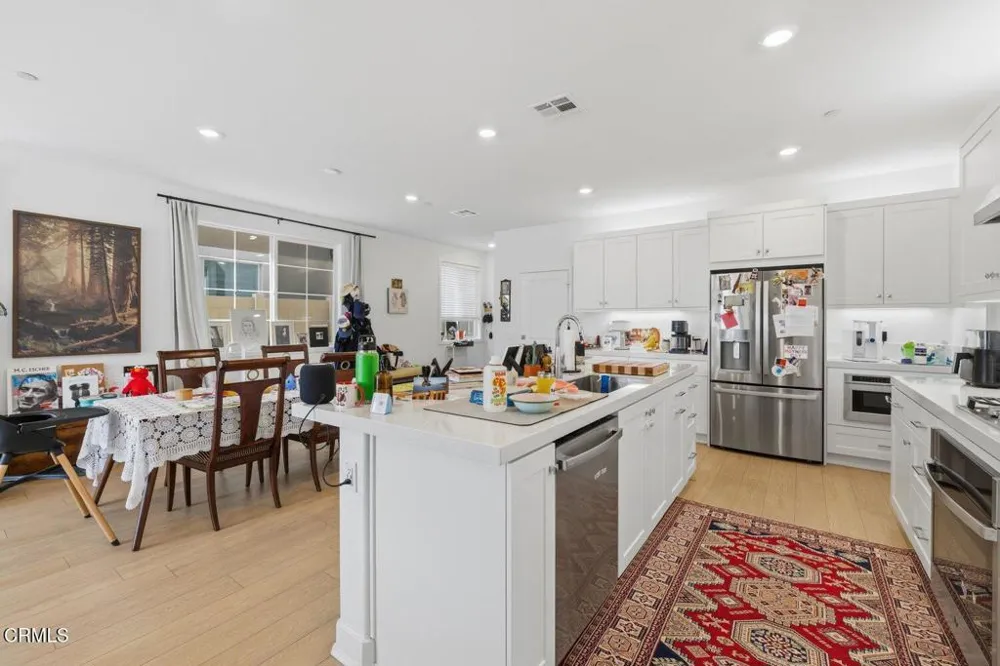409 Snowdrop Lane Santa Paula, CA 93060