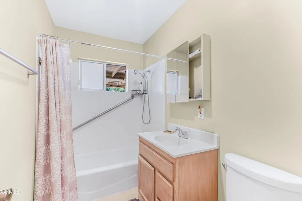 1133 Forest Avenue Ojai, CA 93023