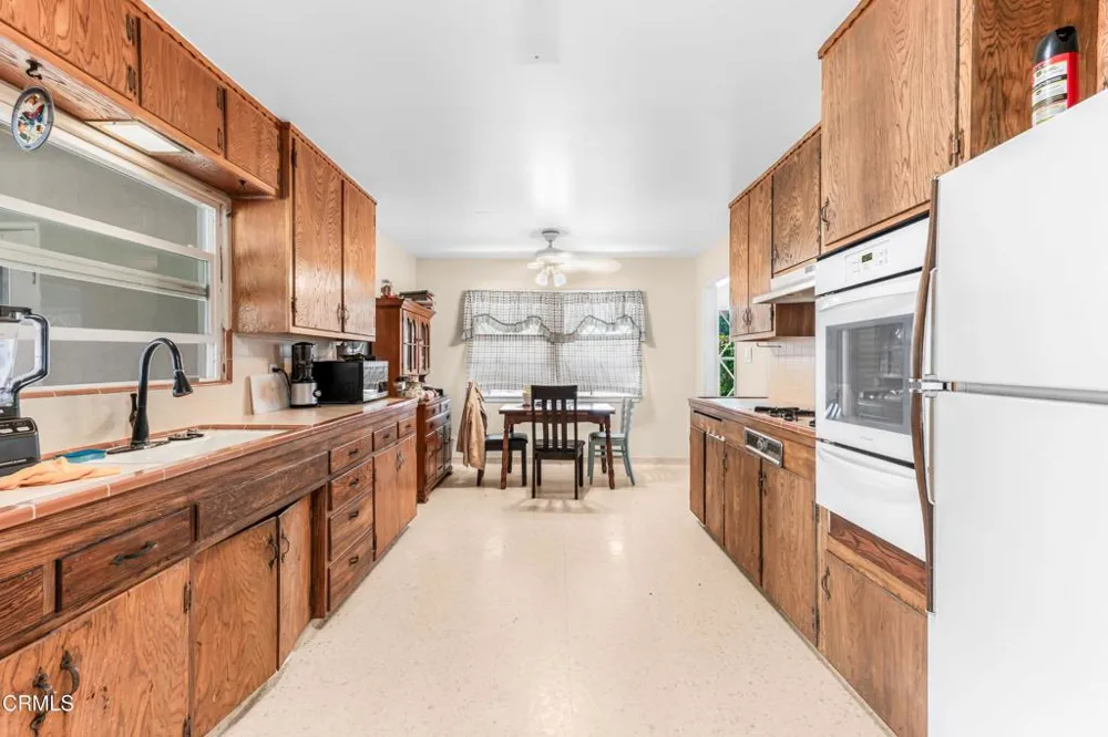1133 Forest Avenue Ojai, CA 93023
