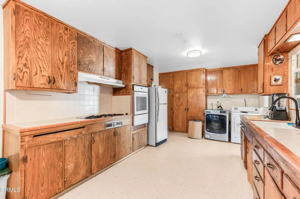 1133 Forest Avenue Ojai, CA 93023