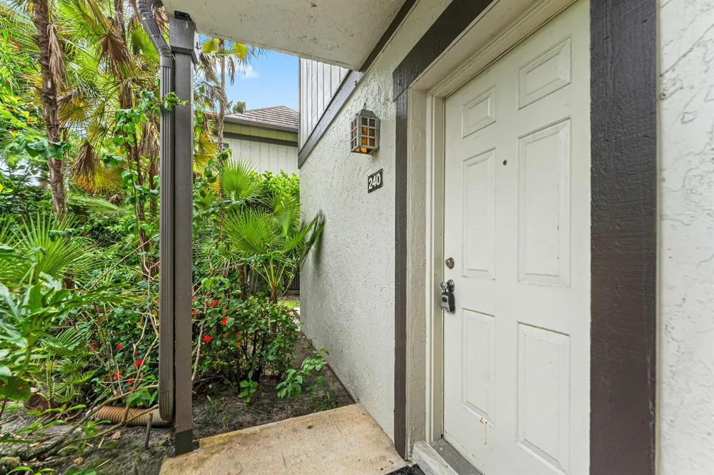 13334 Polo Club Road #240 Wellington, FL 33414
