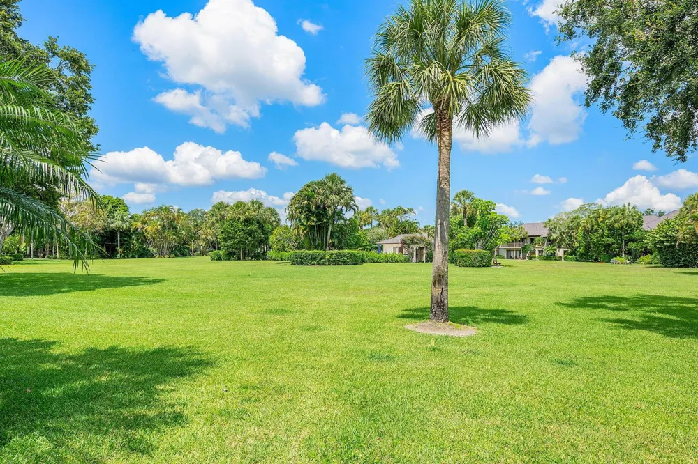13334 Polo Club Road #240 Wellington, FL 33414