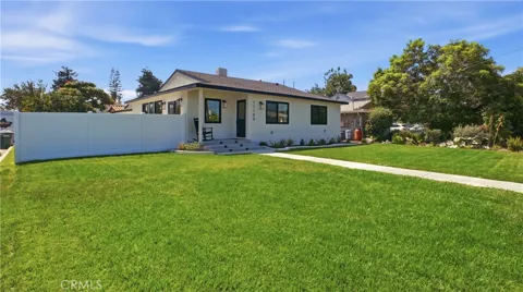 11100 Greenlawn