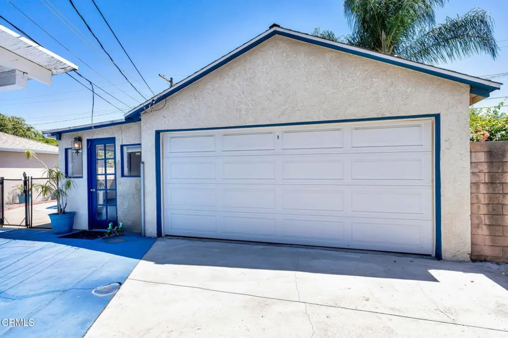 14646 Leadwell Street Van Nuys, CA 91405