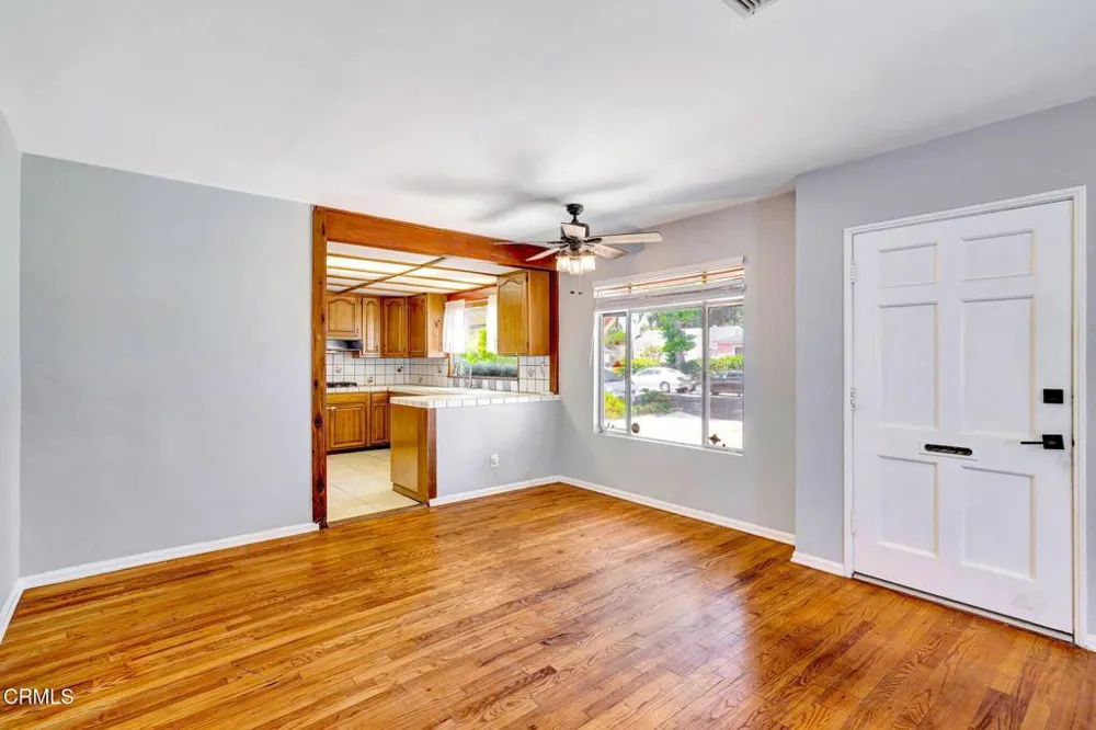 14646 Leadwell Street Van Nuys, CA 91405