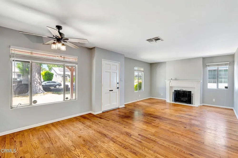 14646 Leadwell Street Van Nuys, CA 91405