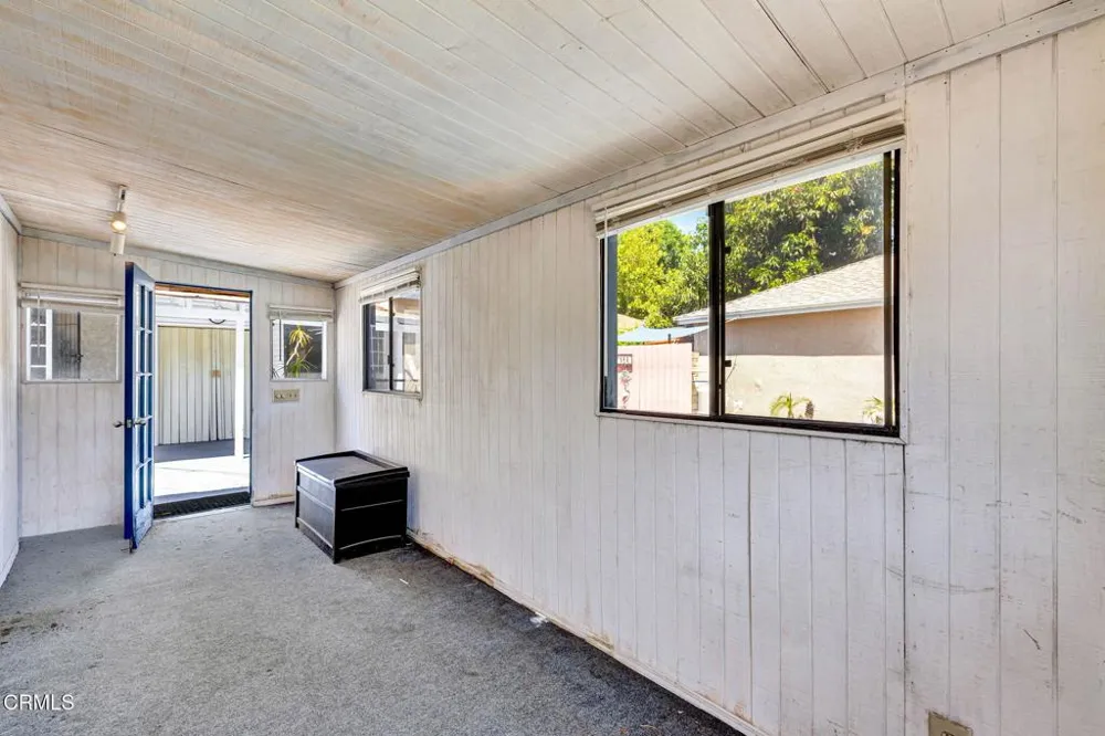 14646 Leadwell Street Van Nuys, CA 91405