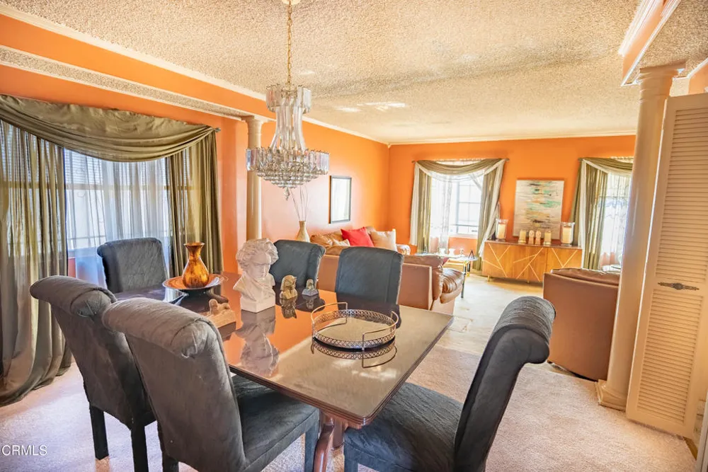 7511 Shoup Avenue Los Angeles, CA 91307