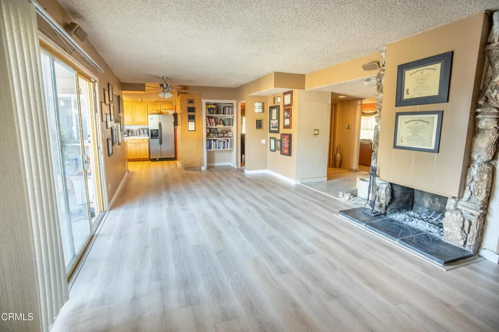 7511 Shoup Avenue Los Angeles, CA 91307