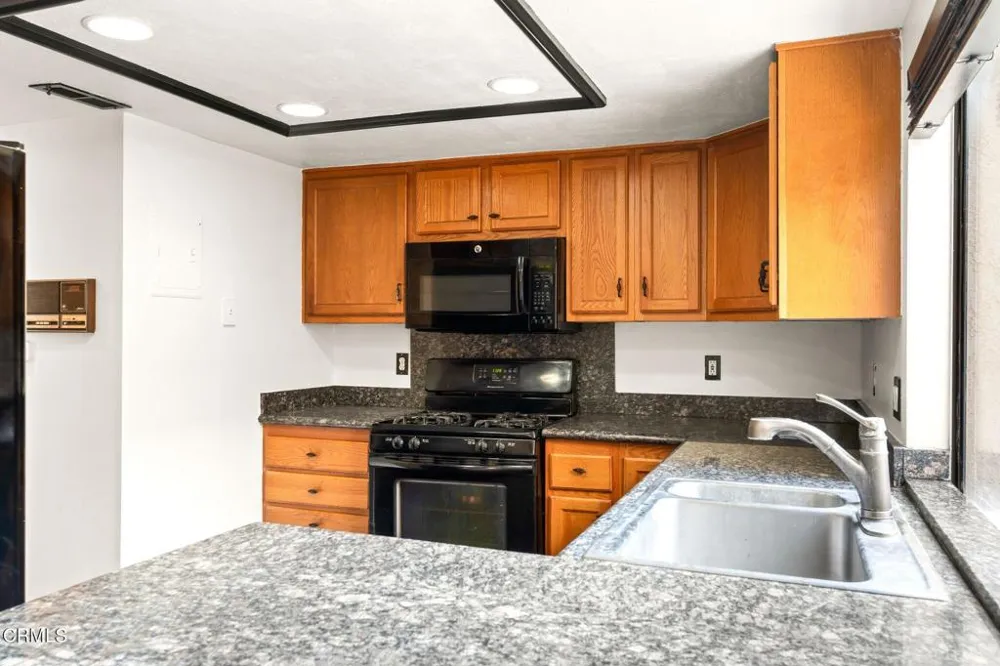 2454 Manzanita Drive Oxnard, CA 93033