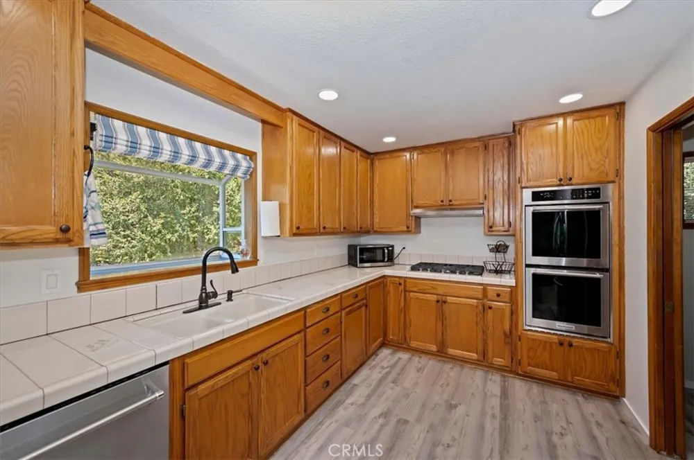 27398 Matterhorn Drive Lake Arrowhead, CA 92352