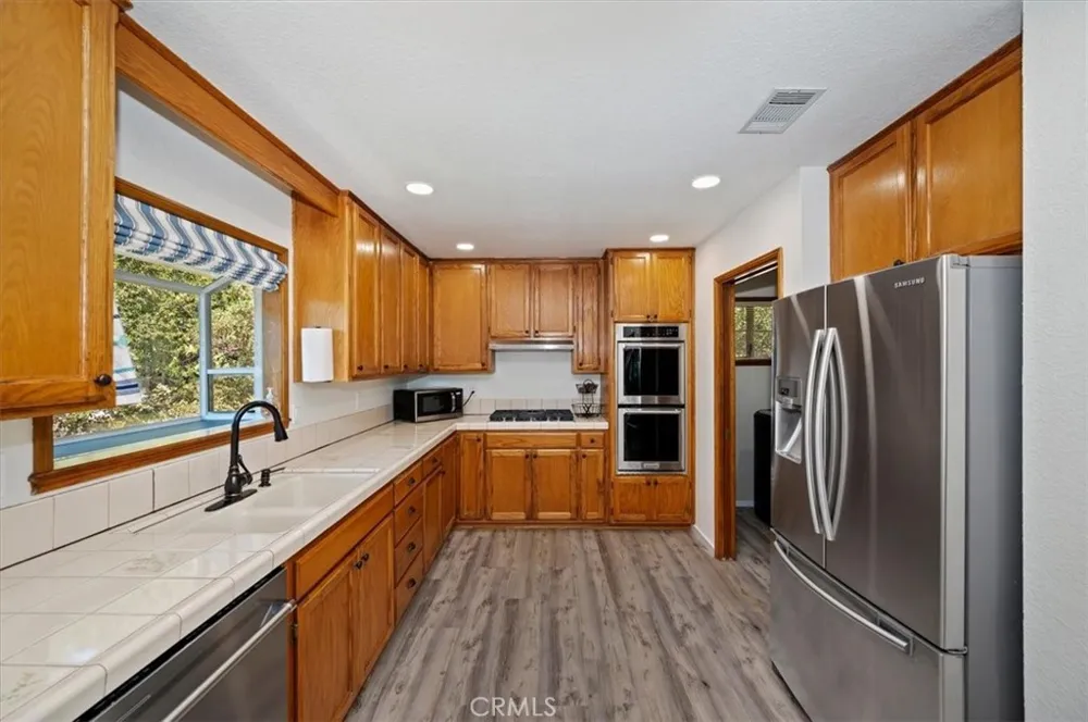 27398 Matterhorn Drive Lake Arrowhead, CA 92352