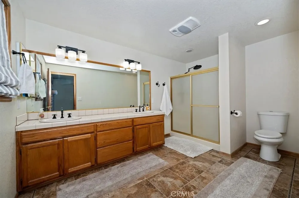 27398 Matterhorn Drive Lake Arrowhead, CA 92352