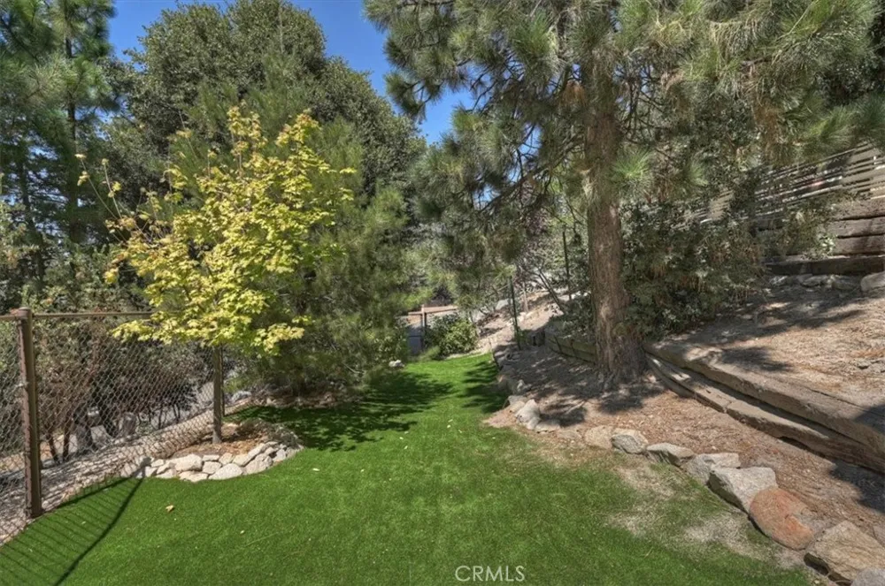 27398 Matterhorn Drive Lake Arrowhead, CA 92352