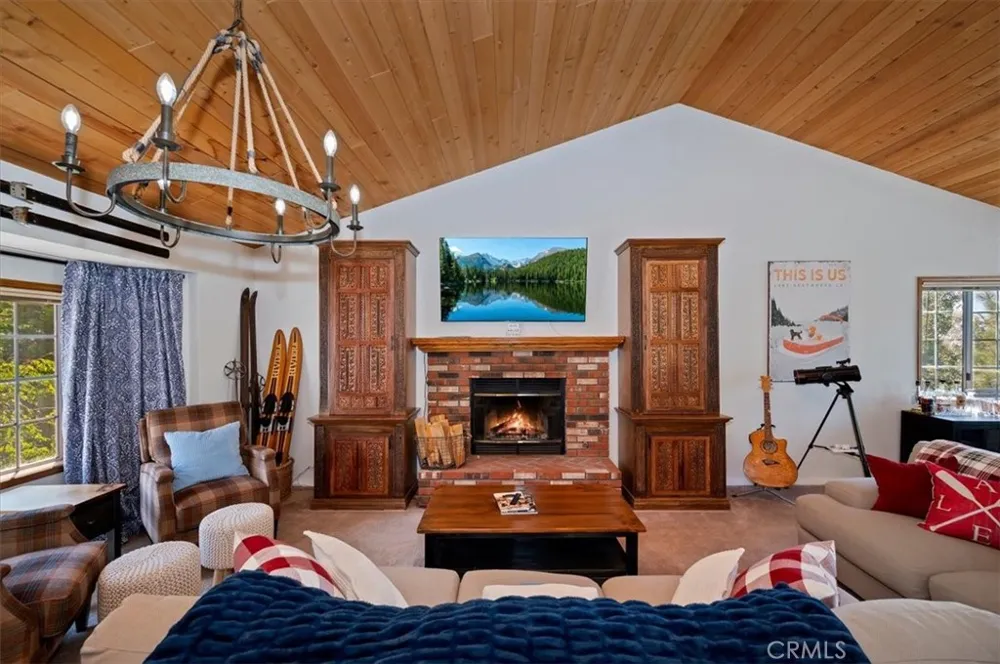 27398 Matterhorn Drive Lake Arrowhead, CA 92352
