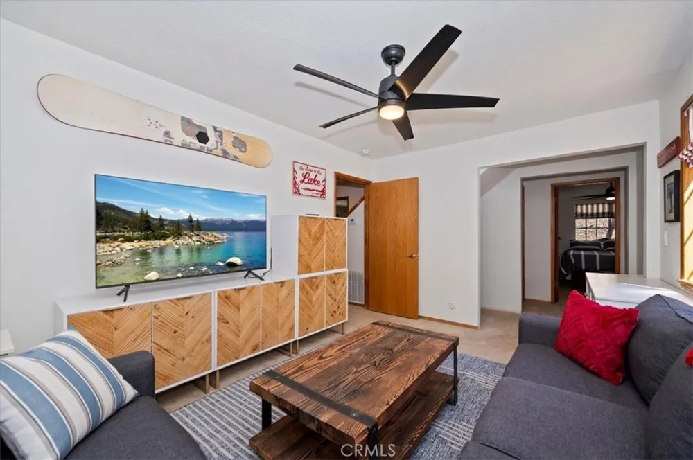 27398 Matterhorn Drive Lake Arrowhead, CA 92352