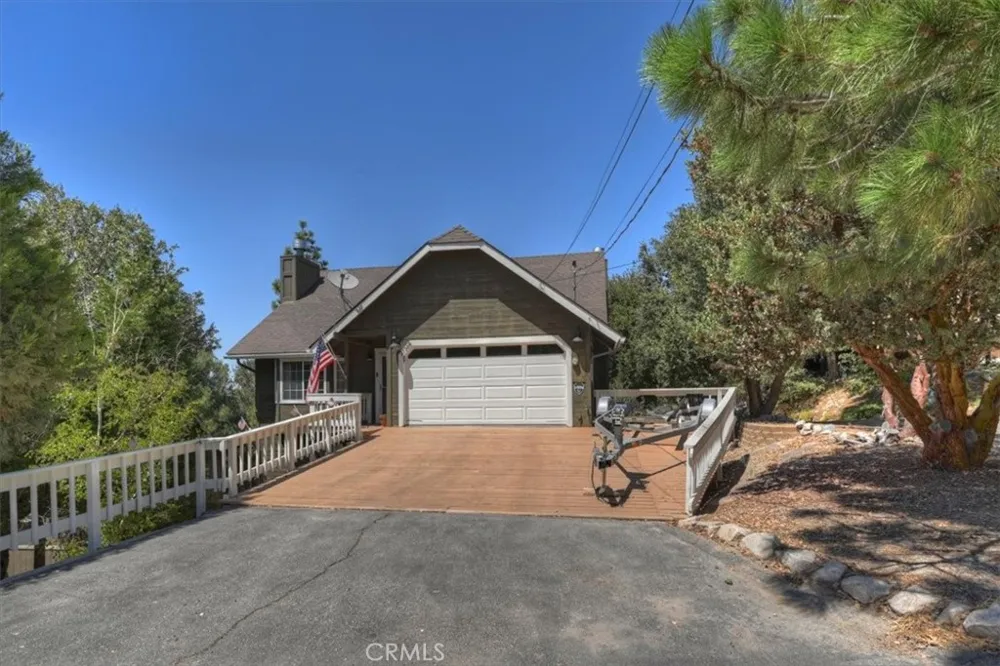 27398 Matterhorn Drive Lake Arrowhead, CA 92352