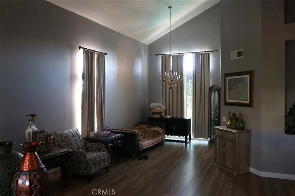47 Corte Madera Lake Elsinore, CA 92532